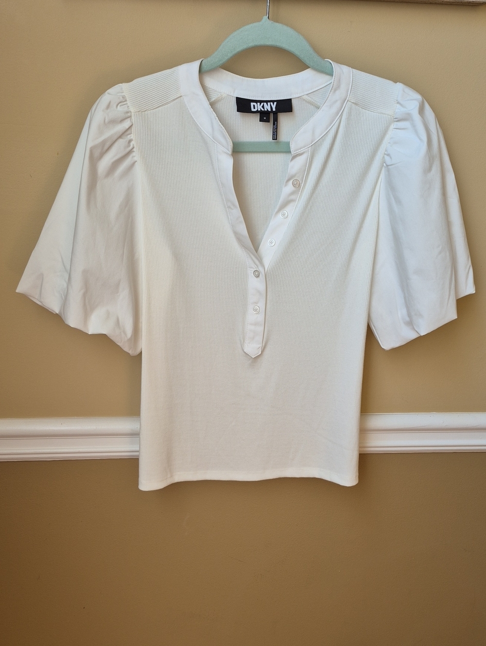 DKNY Off-White Short Puff Sleeve Henley